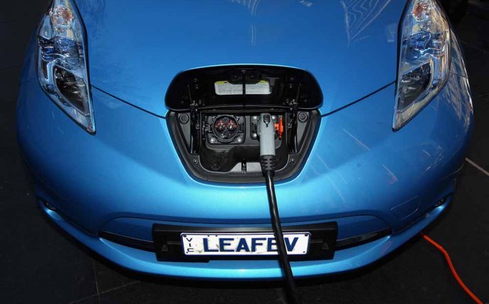Charging an Electric Car - How Electric Cars Work | HowStuffWorks