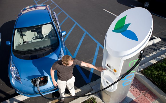 NRG Energy Launches Network Of Electric Car Chargers, In Houston